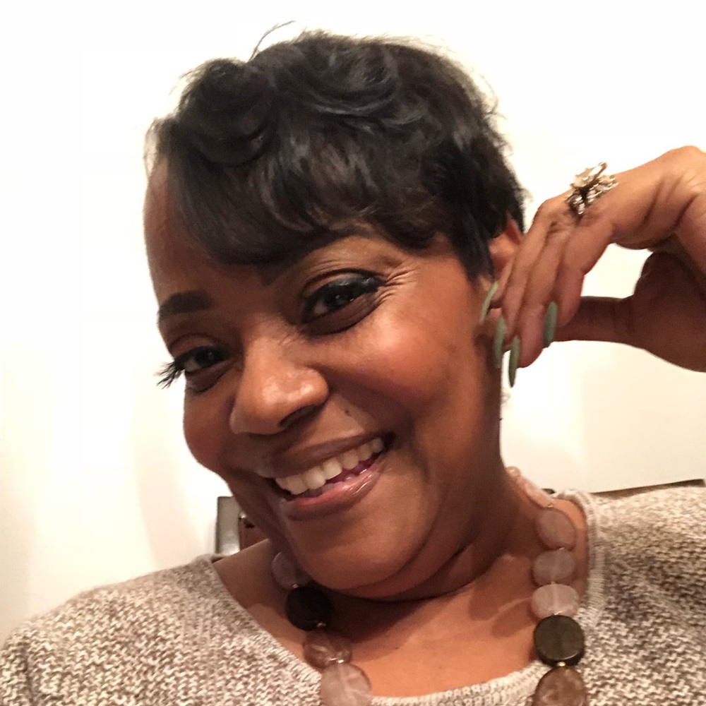 Meet your Posher, Monica